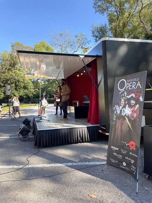 Opera on wheel
