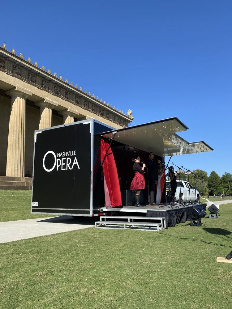 Opera on wheel